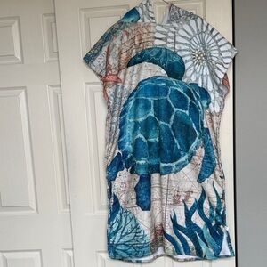 Sea Turtle Print Beach Cover-Up